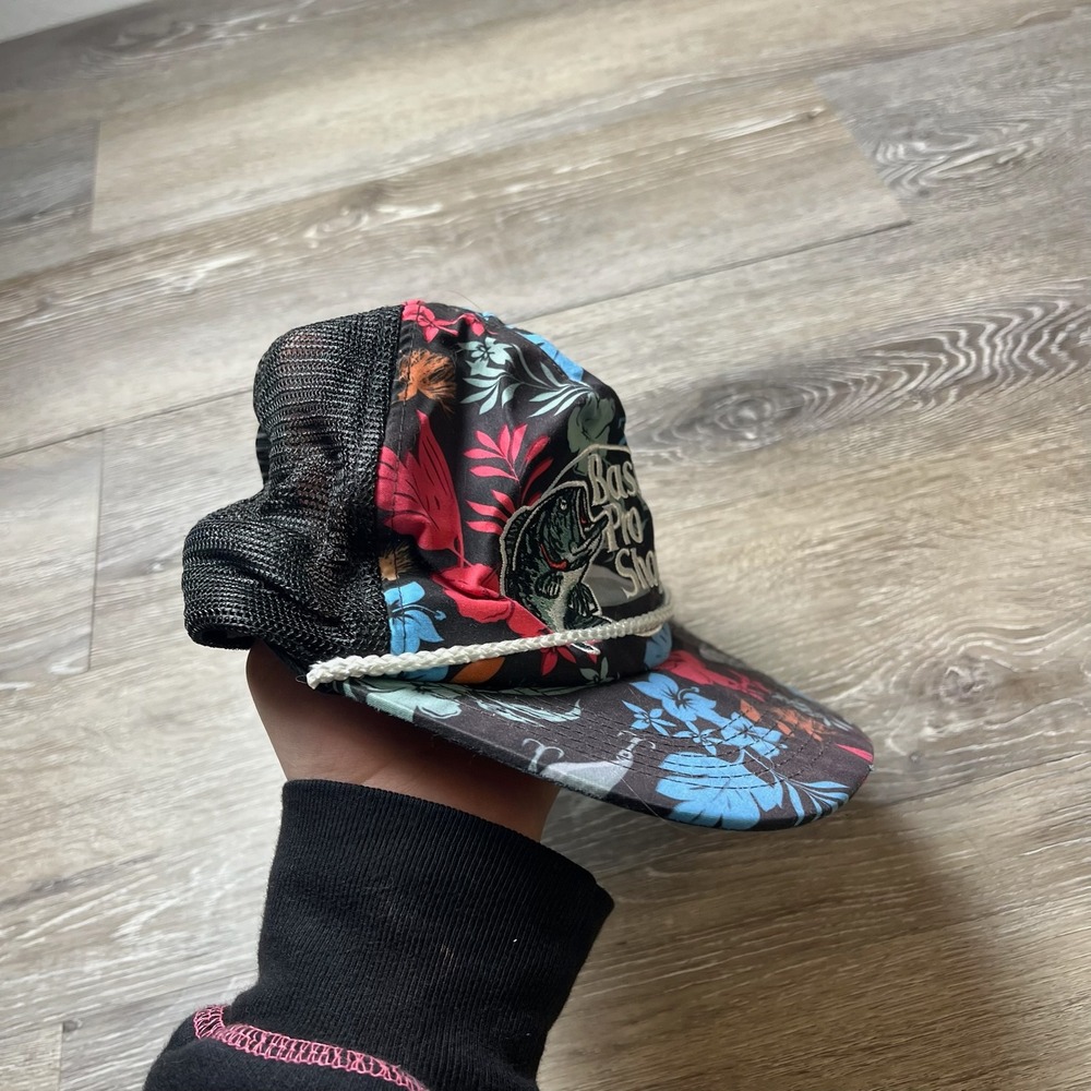 Bass Pro Shops Trucker Hat Unisex OSFM Black Floral Fishing Rope Cap Distressed - Picture 2 of 9